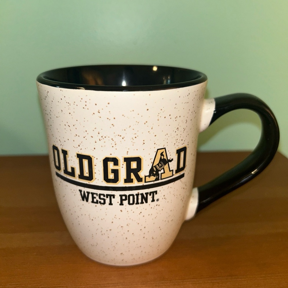 United States Military Academy West Point Old Grad Beverage Mug Cup